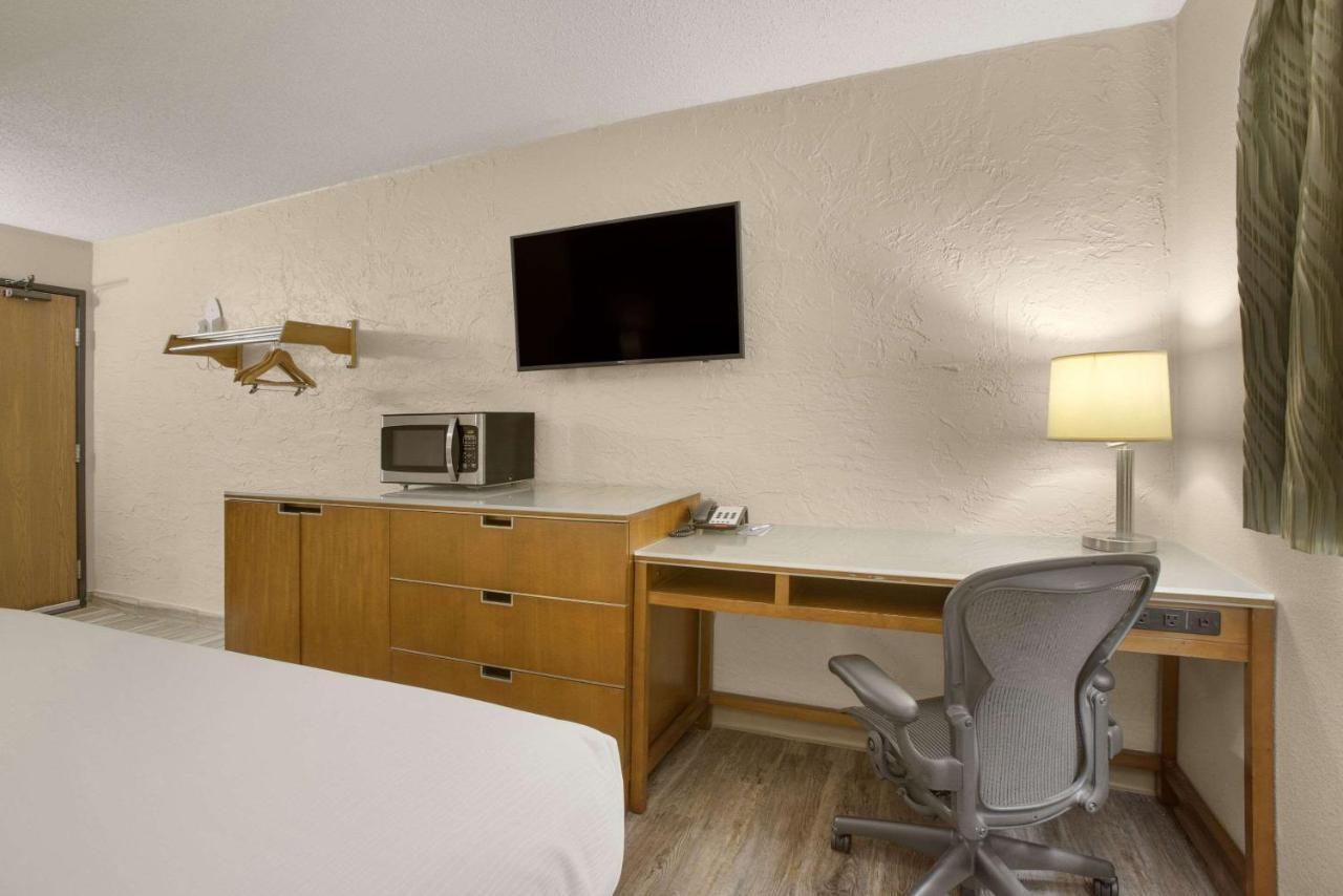 Rodeway Inn Cascade Екстер'єр фото