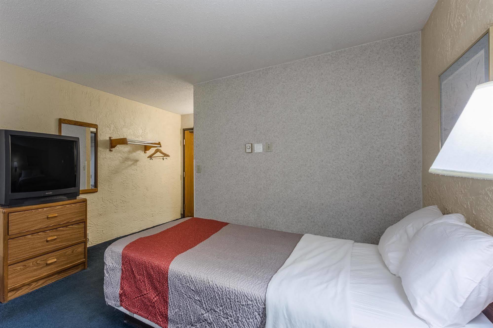 Rodeway Inn Cascade Екстер'єр фото